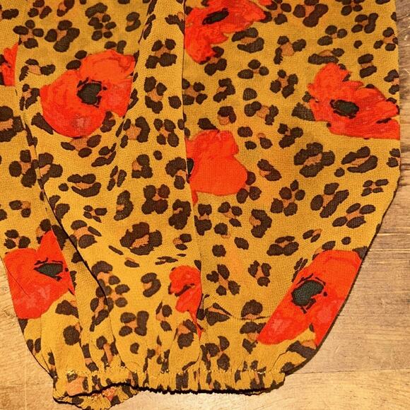 ASTR the Label Floral Leopard Print Puff Sleeve Cropped Shirred Blouse Small - Picture 3 of 9